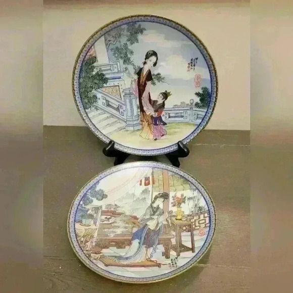 Set of 6-Geisha Beauties Plates - Picture 2 of 6